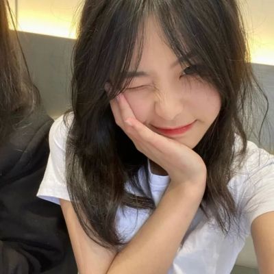 何雨佳