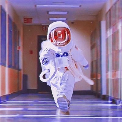 何爽