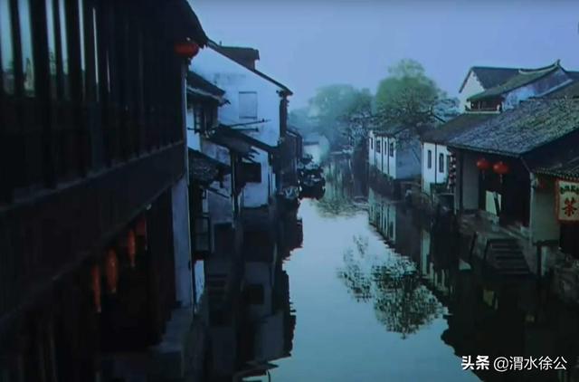 周莊古鎮好玩嗎？