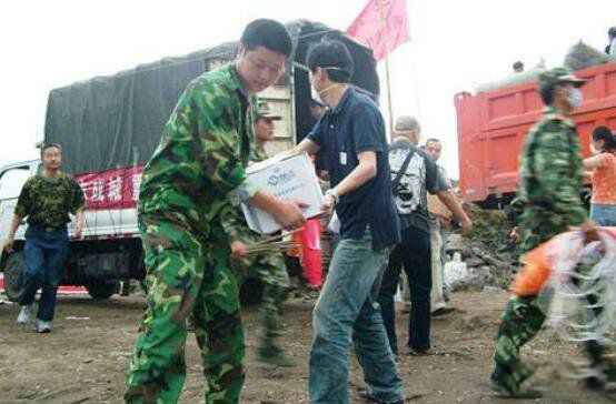 汶川地震有哪些國家幫助過中國 地震國家請高人出馬