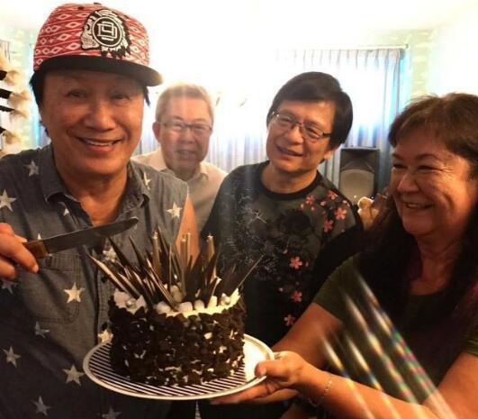 許冠杰老婆是哪里人 許冠杰的老婆叫什么名字
