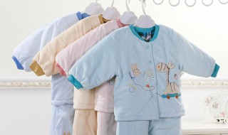嬰兒衣服上的屎洗掉有妙招 洗掉嬰兒衣服上的屎洗有妙招