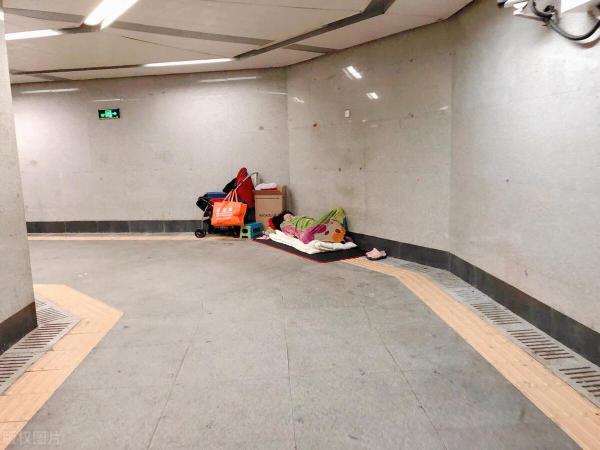 地球內部存在著地底人？有哪些證據和目擊事件？