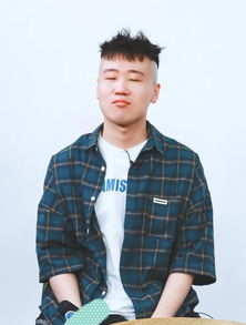 楊九郎個人資料簡介，楊九郎是富二代嗎？