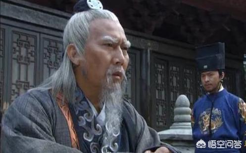 為什么李善長和劉伯溫都為朱元璋一統天下立了汗馬功勞，一個封了公爵一個卻封伯爵呢？