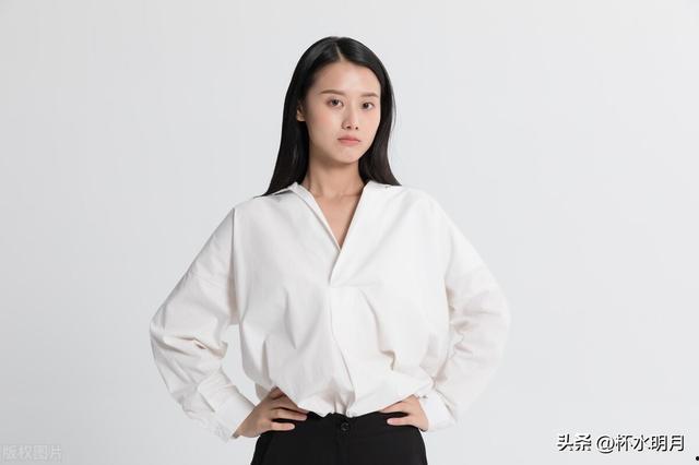 公婆上班讓兒媳全職在家每天按時做飯，但是給開工資6000塊，如果自己上班工資沒這么多，你會愿意嗎？為何？